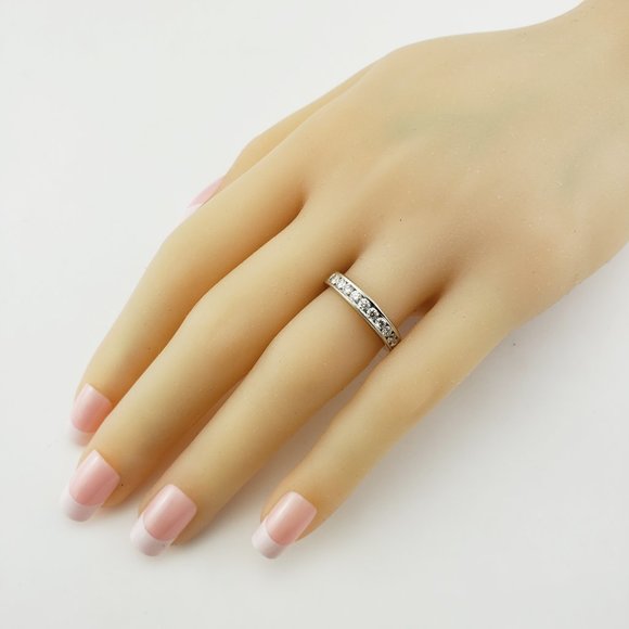 14 Karat White Gold Diamond Wedding Band Ring Size 6 #10076 - Picture 8 of 9